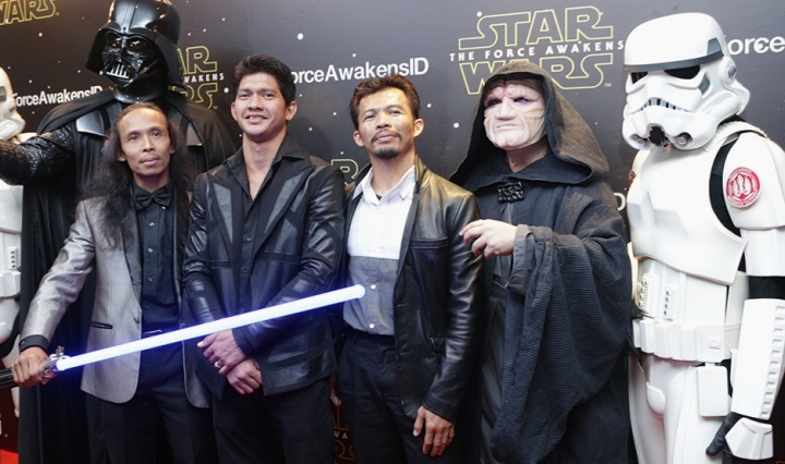 Mengintip Keseruan Iko, Yayan, dan Cecep di Balik Layar Film Star Wars