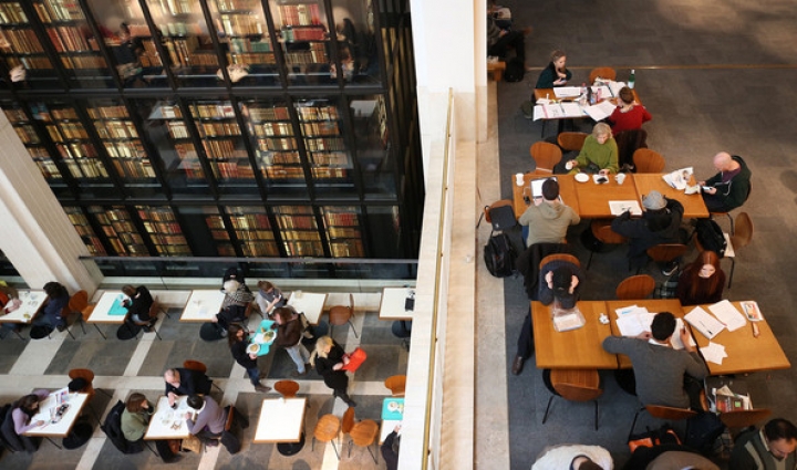 Tiga Library-Cafe di Bandung yang Nyaman dan Asyik